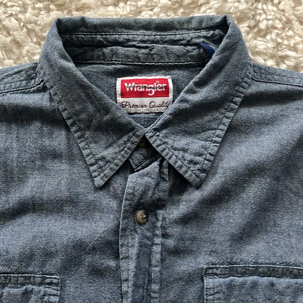 ⭐️🌴 Wrangler Short Sleeve Button Down